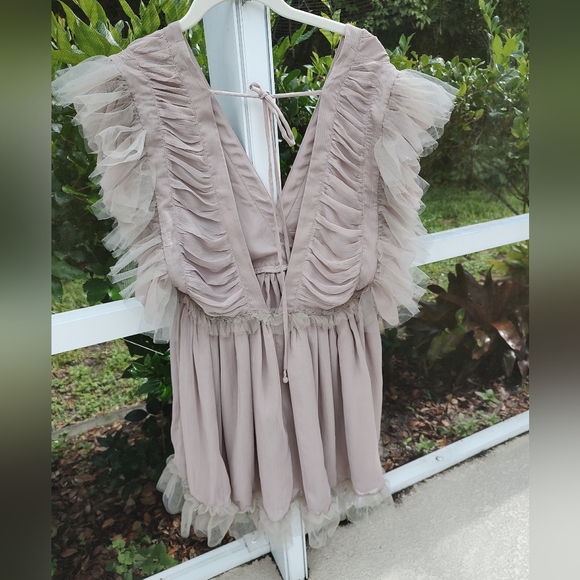 Telarosa/Revolv Ruffle  Mini Dress - Picture 6 of 9